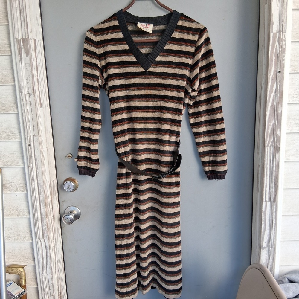 True Vintage Late 70s Early 80s Velour Striped Dress 6 VGVC